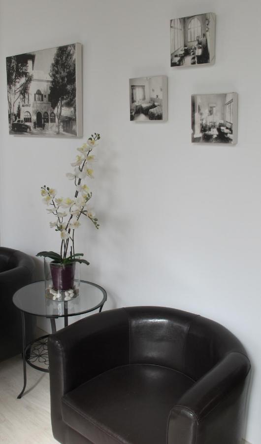 Hostal Pinar PMI Buitenkant foto
