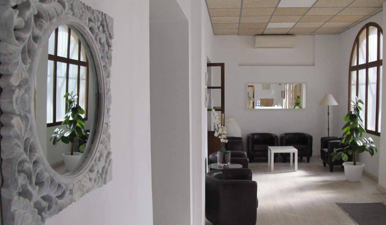 Hostal Pinar PMI Buitenkant foto