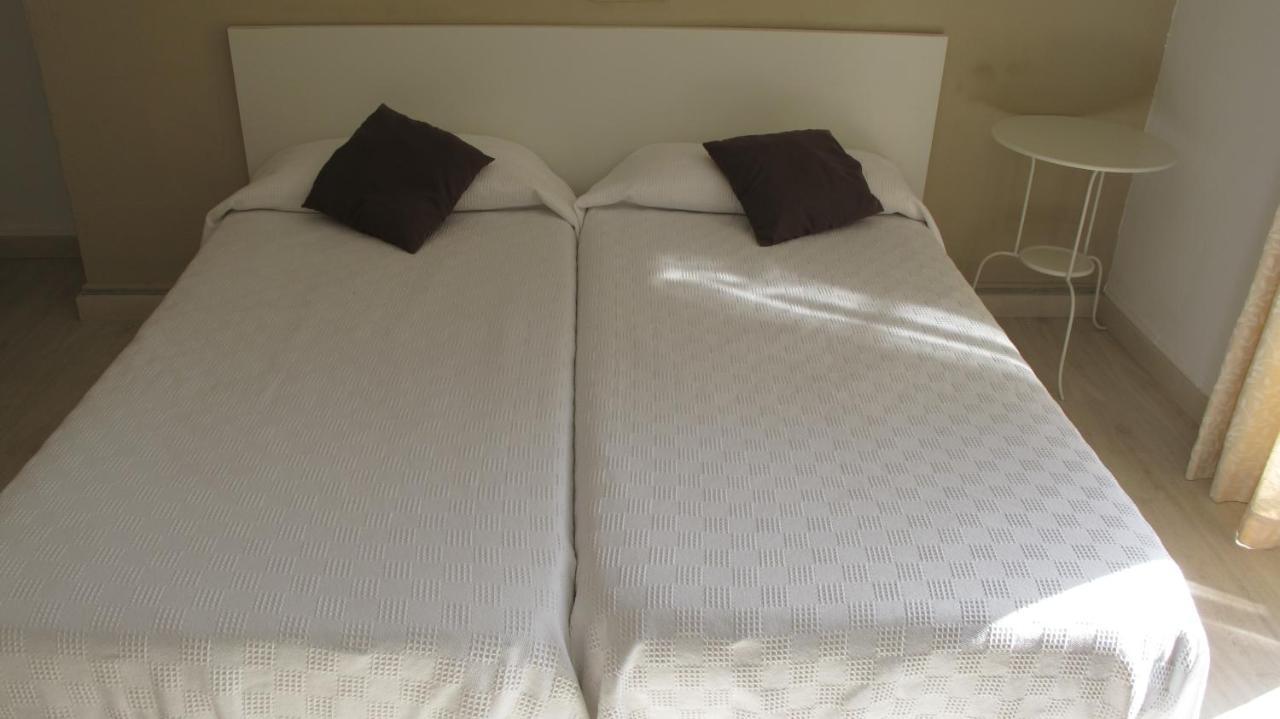 Hostal Pinar PMI Buitenkant foto
