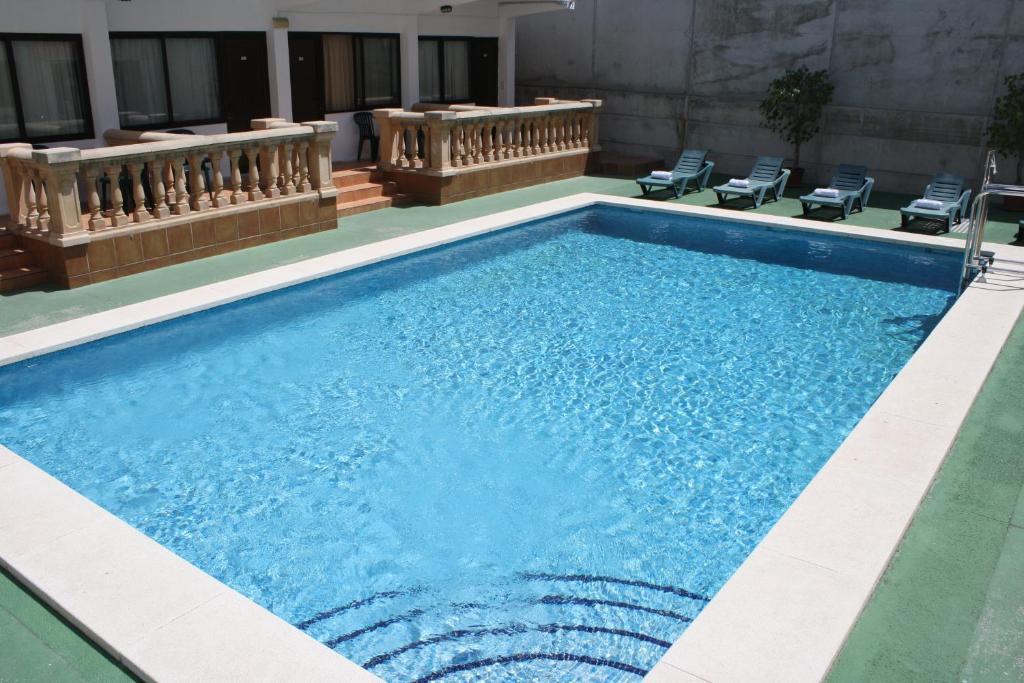 Hostal Pinar PMI Buitenkant foto