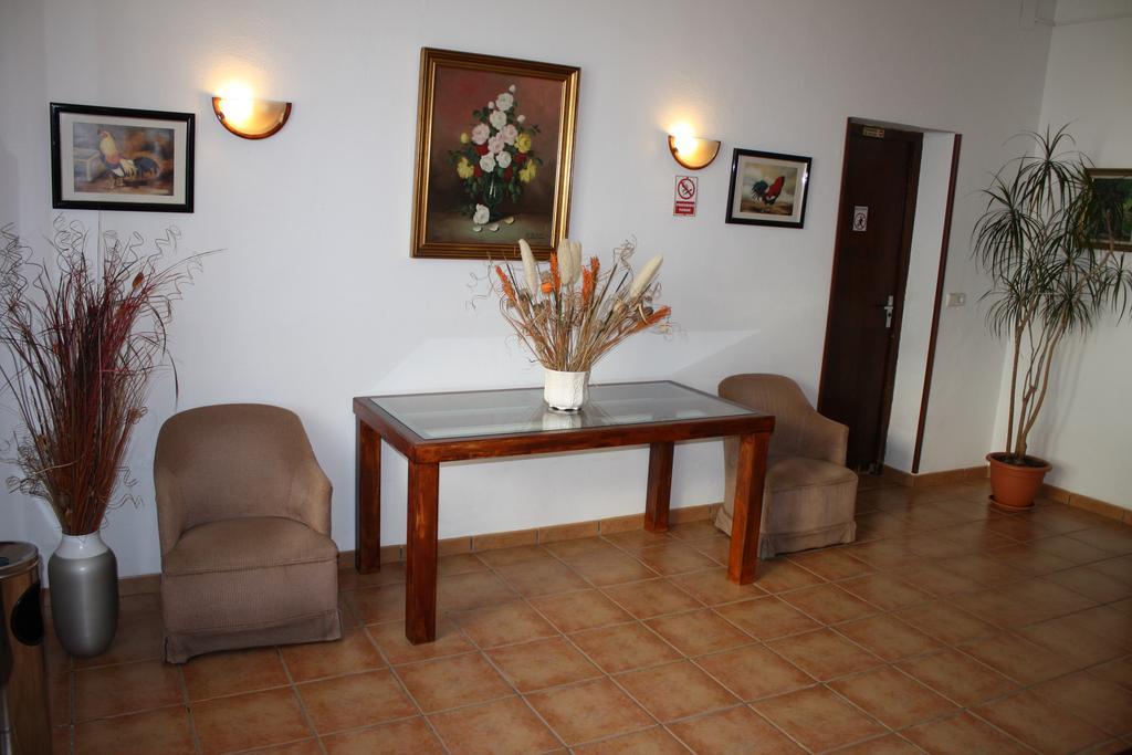 Hostal Pinar PMI Buitenkant foto