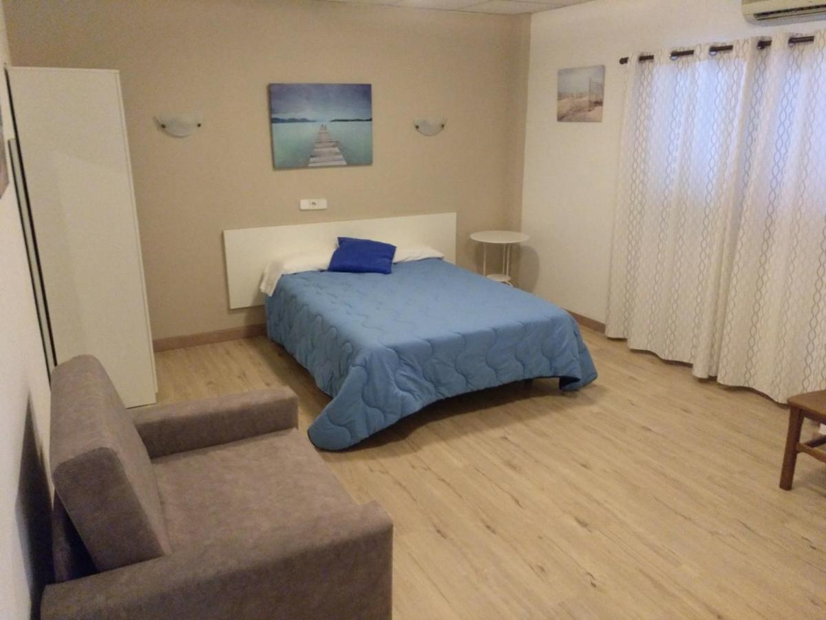 Hostal Pinar PMI Buitenkant foto